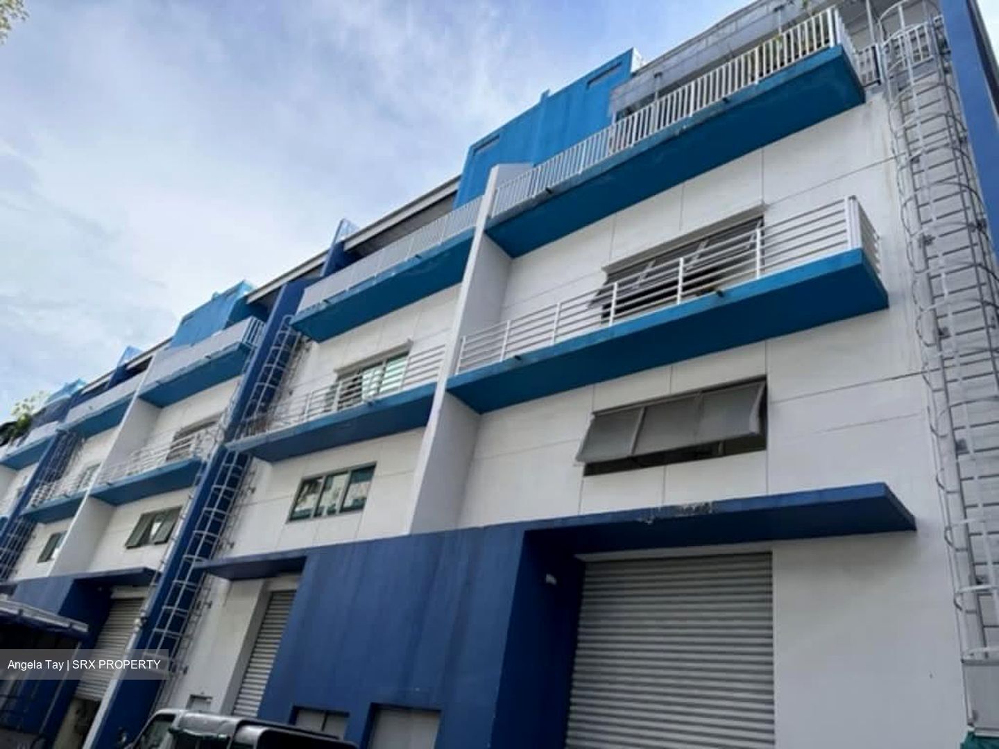 Woodlands Bizhub (D27), Factory #567592291